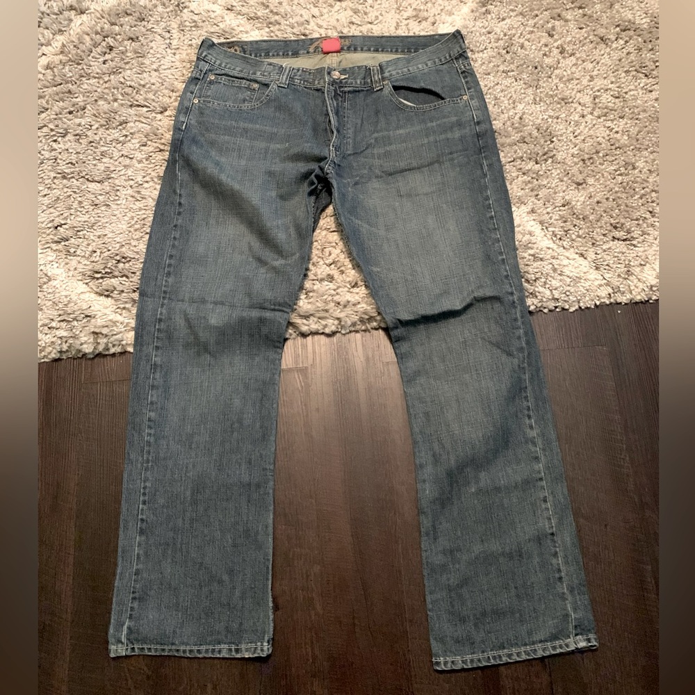 NWOT Mens Jeans size 40 x 32 Request Jeans